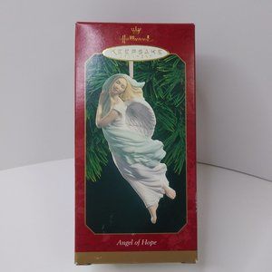 🎁1999 Angel of Hope Hallmark Keepsake Collection.